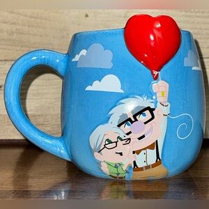 🥰 Disney Pixar UP Movie Carl & Ellie Heart  ❤️ Balloon 🎈Ceramic Embossed Mug